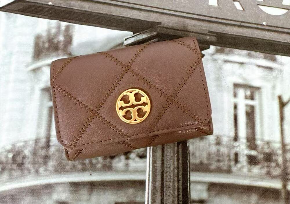 Tory Burch Style 87866 Willa Quilted Leather Card Case Wallet